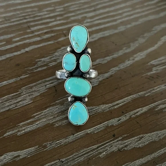 Navajo Turquoise Vintage Cluster Ring - Picture 3 of 12